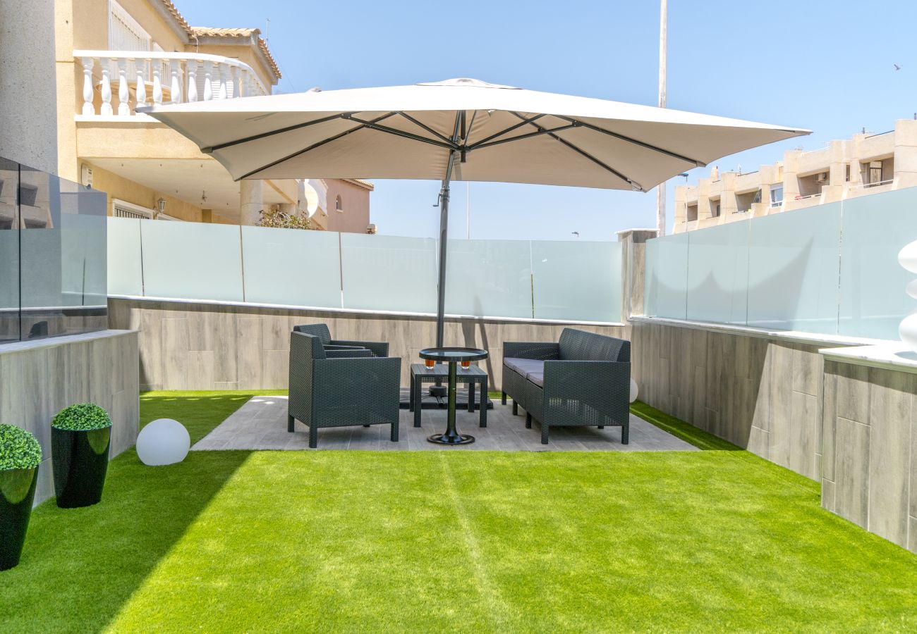 Bungalow en Torrevieja - ZEUS Villa Capricho