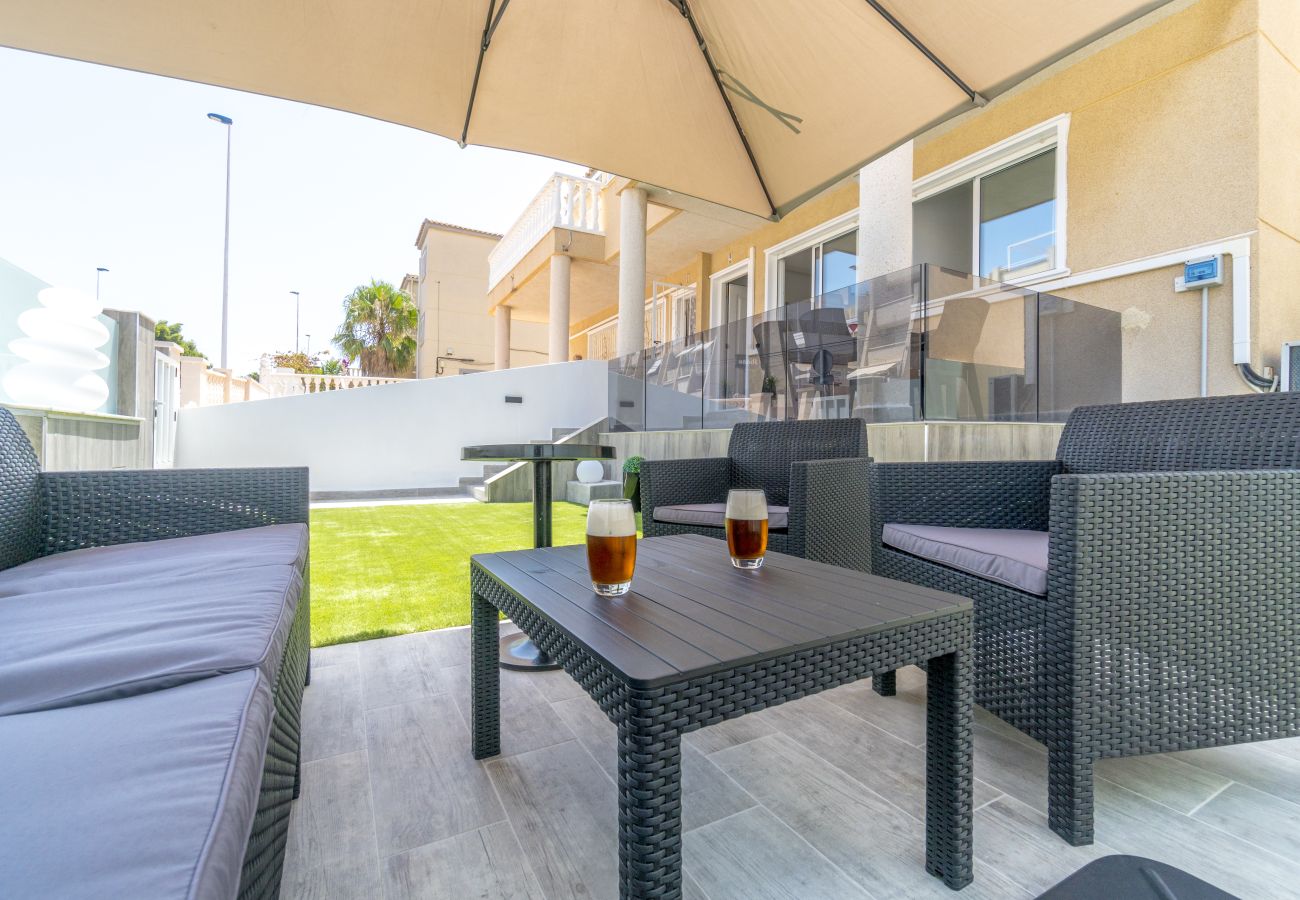 Bungalow en Torrevieja - ZEUS Villa Capricho