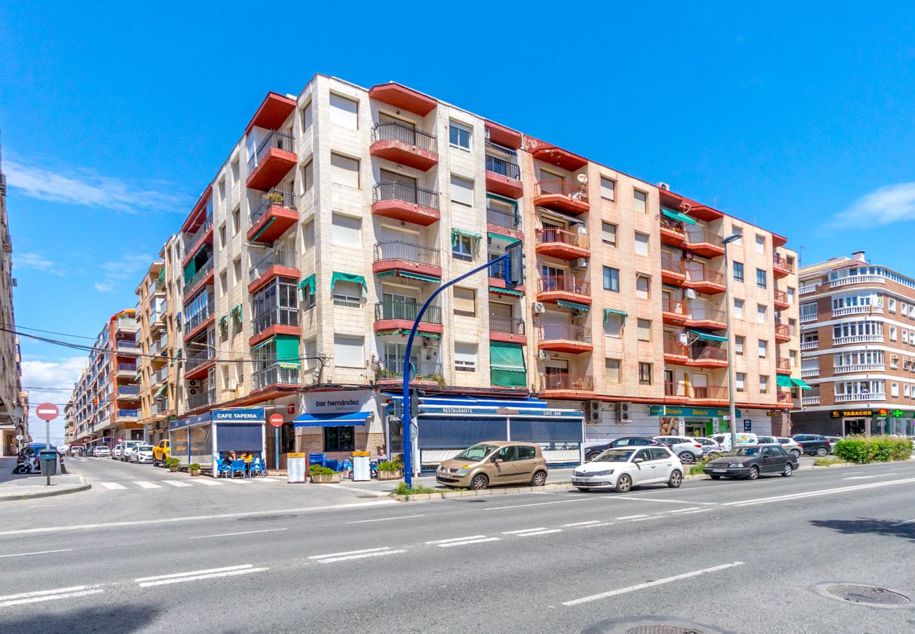 Apartamento en Torrevieja - ACEQUION by the Sea
