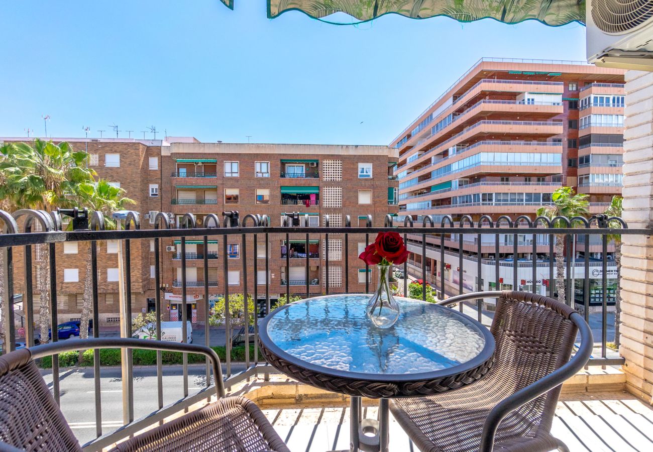 Apartamento en Torrevieja - ACEQUION by the Sea