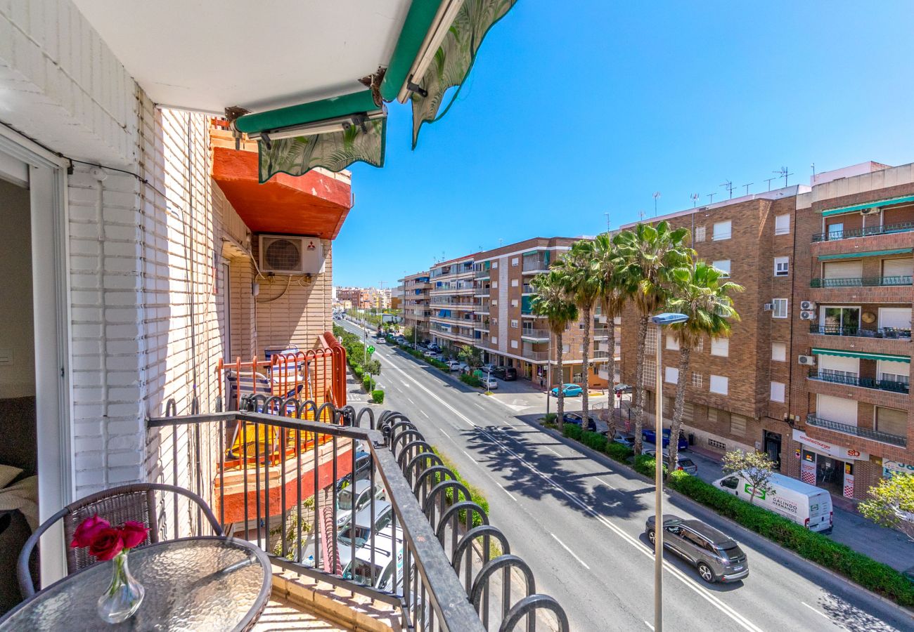 Apartamento en Torrevieja - ACEQUION by the Sea