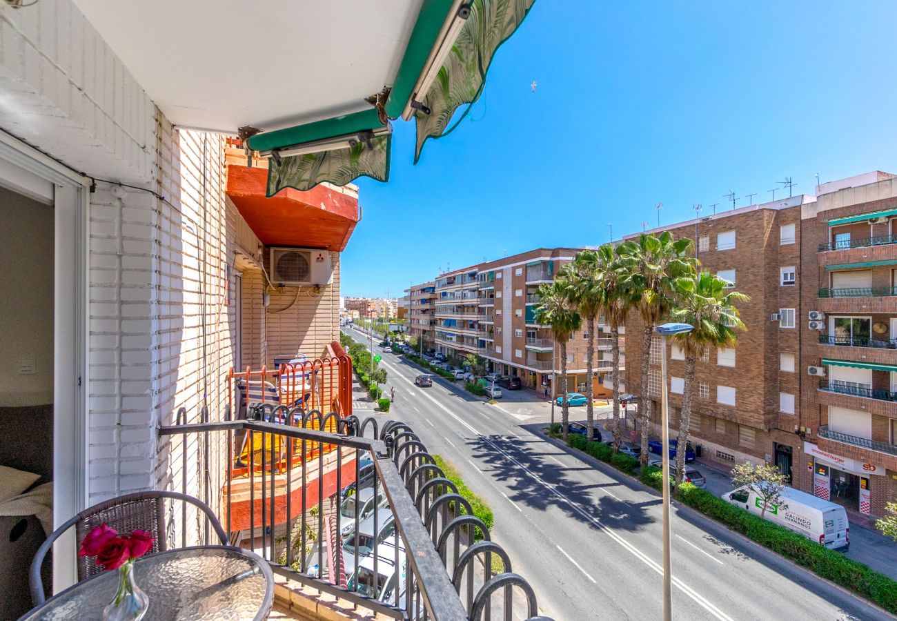 Apartamento en Torrevieja - ACEQUION by the Sea