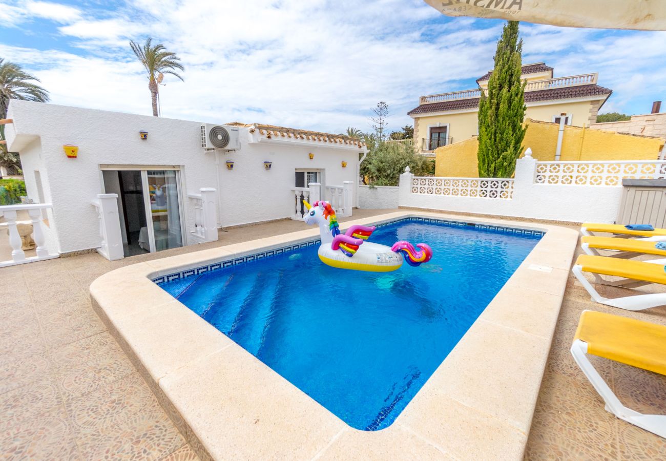 Villa en Orihuela Costa - VILLA ZENIA by the Sea