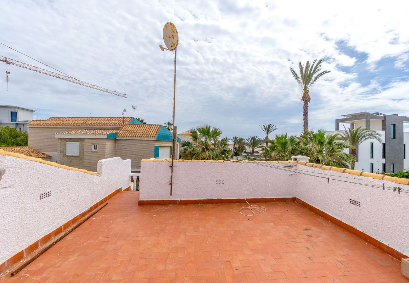 Villa en Orihuela Costa - VILLA ZENIA by the Sea