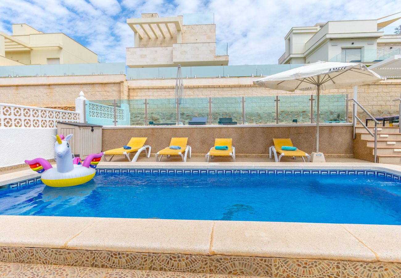 Villa en Orihuela Costa - VILLA ZENIA by the Sea