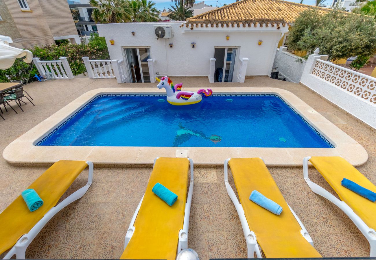 Villa en Orihuela Costa - VILLA ZENIA by the Sea