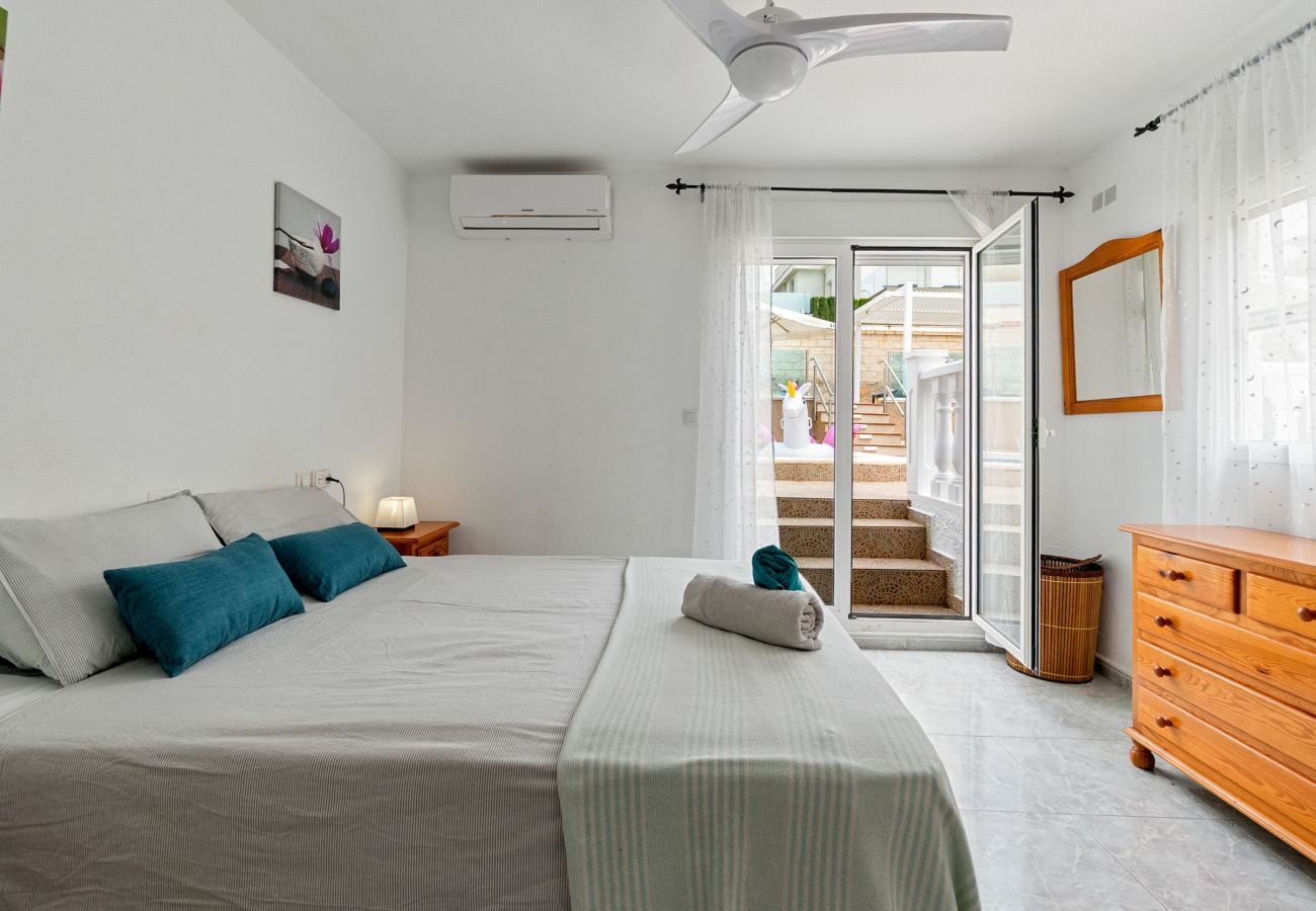 Villa en Orihuela Costa - VILLA ZENIA by the Sea