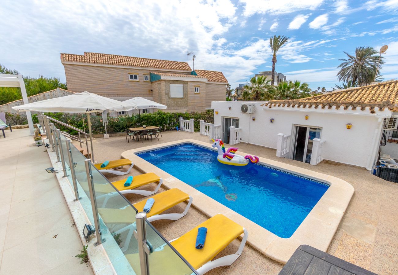 Villa en Orihuela Costa - VILLA ZENIA by the Sea