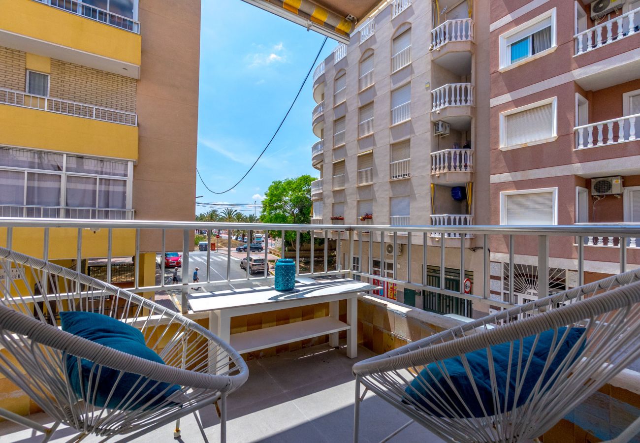 Apartamento en Torrevieja - CASTILLO by the Sea