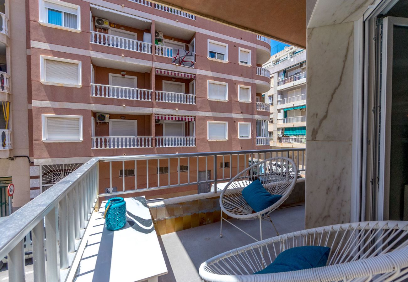Apartamento en Torrevieja - CASTILLO by the Sea