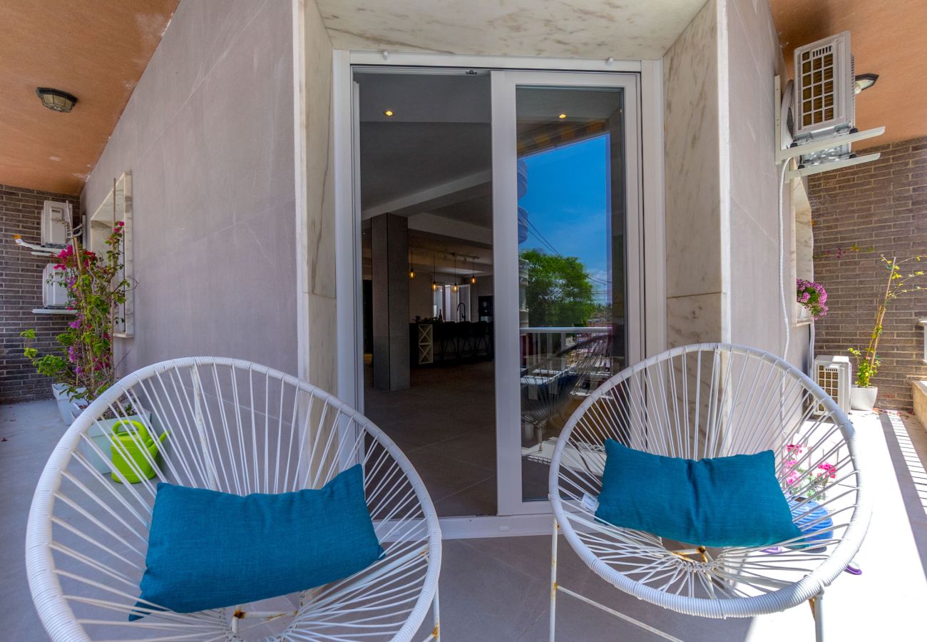 Apartamento en Torrevieja - CASTILLO by the Sea