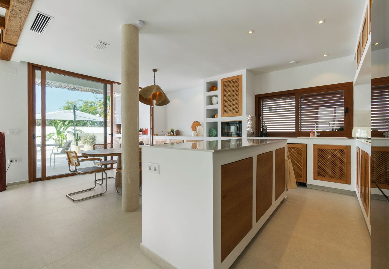 Villa en Orihuela Costa - VILLA MARIPOSA by the Sea