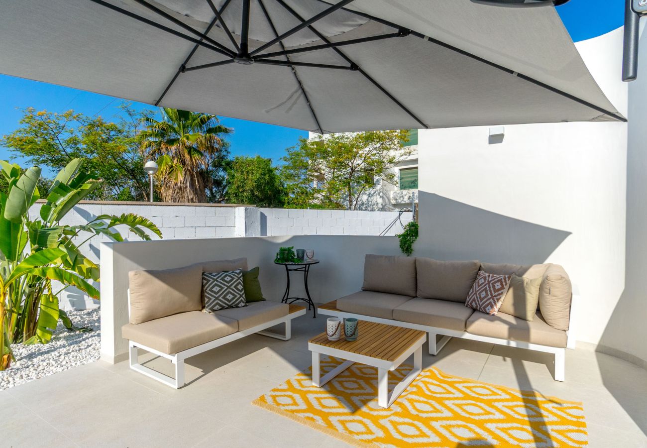 Villa en Orihuela Costa - VILLA MARIPOSA by the Sea