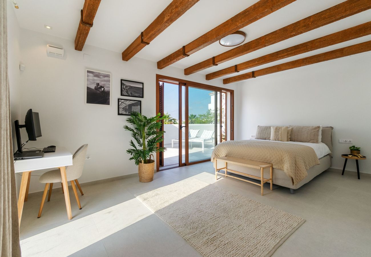 Villa en Orihuela Costa - VILLA MARIPOSA by the Sea
