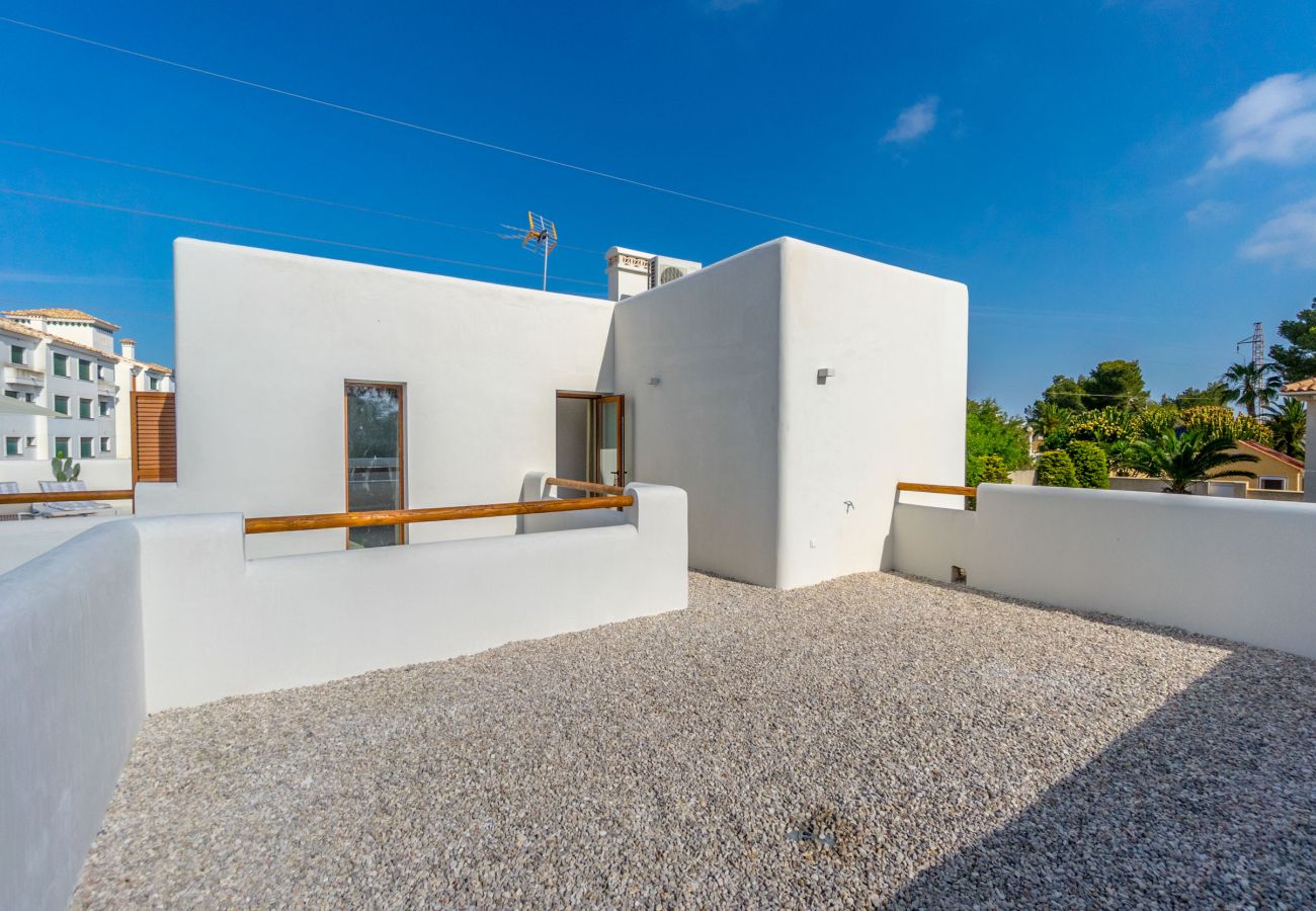 Villa en Orihuela Costa - VILLA MARIPOSA by the Sea