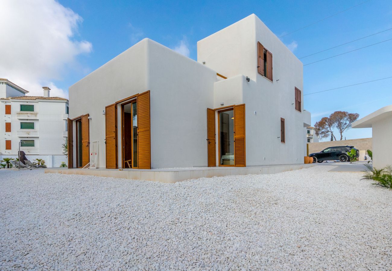 Villa en Orihuela Costa - VILLA MARIPOSA by the Sea