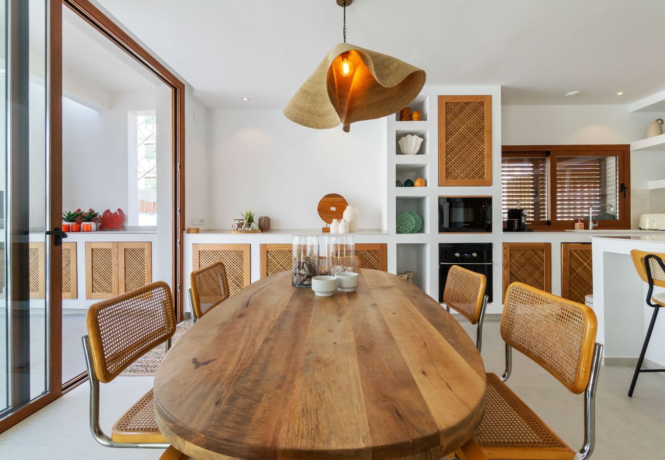 Villa in Orihuela Costa - VILLA MARIPOSA by the Sea